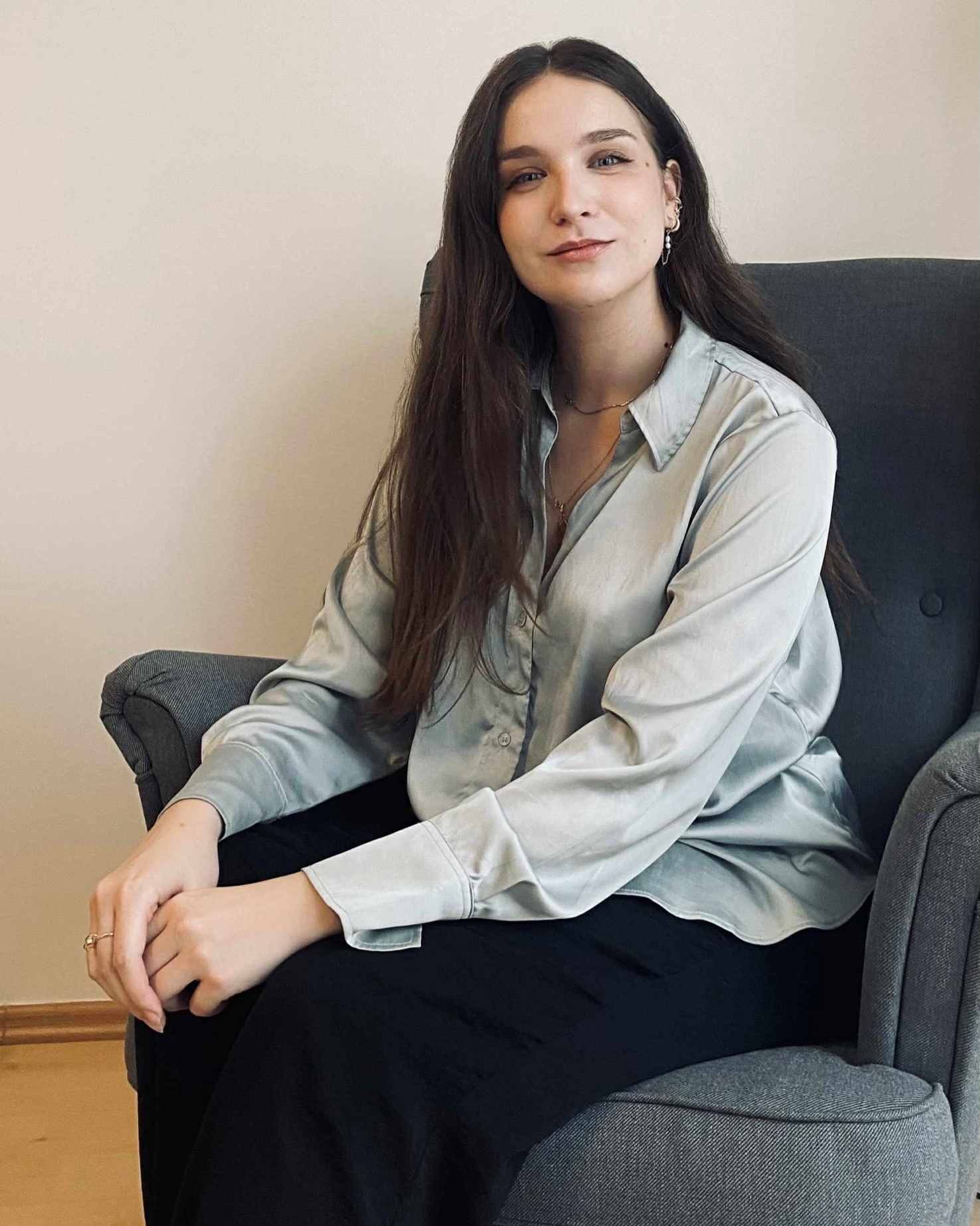 Árpási Rebeka Anna, pszichológus, képzésben lévő család- és párterapeuta